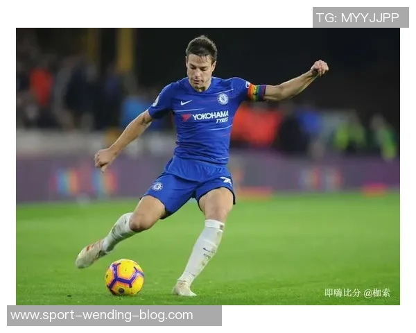基德赞扬凯莱布马丁在防守和进攻中的出色表现与创造机会能力
